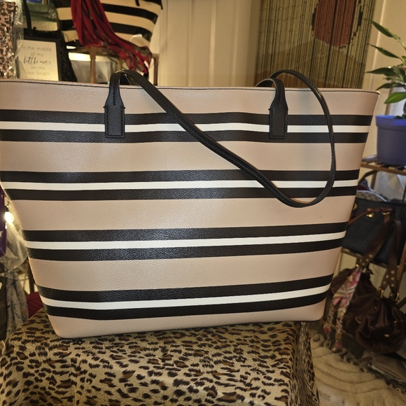 Kate Spade Large Black and Tan Striped Tote - Preloved Condition - Picture 5 of 12